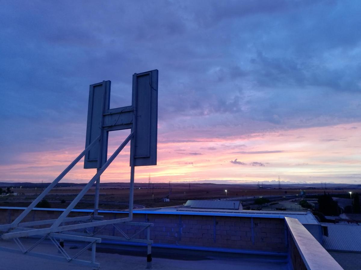 Norte Hotel Villanueva de Gállego Zewnętrze zdjęcie